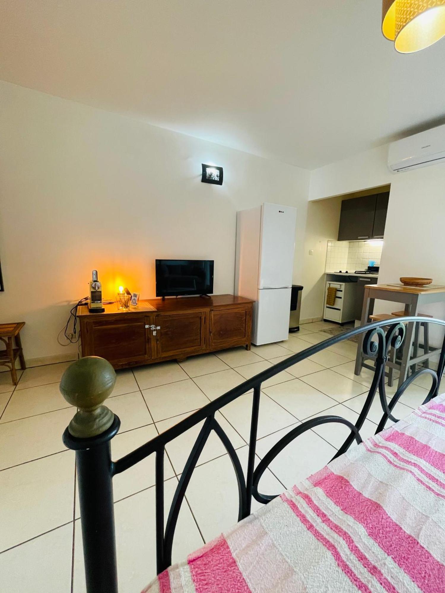 Prana Lodge Saint Gilles Les Bains 800 M De La Plage Eksteriør bilde